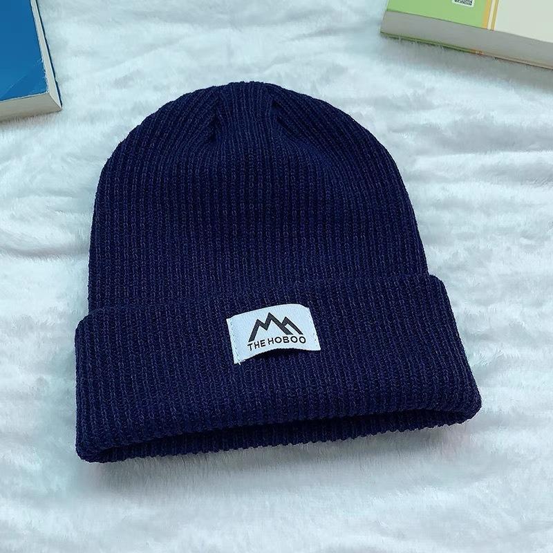 Trendy brand hats, men's and women's wool hats, autumn and winter knitted hats, couples, street thickened thermal ear hats, cold hats