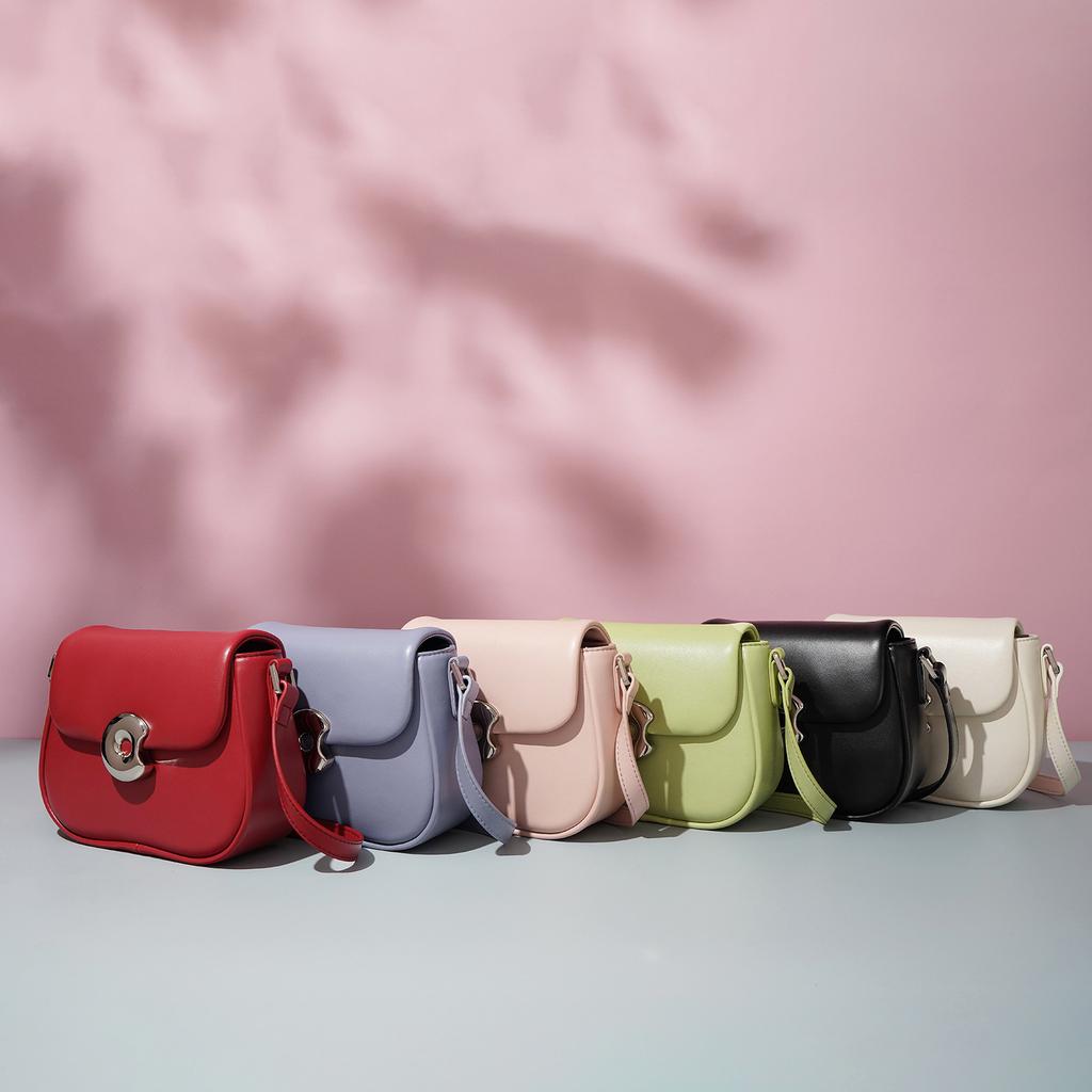 Genuine leather saddle women's bag, niche high-quality single shoulder women's bag, versatile mobile phe crossbody bag