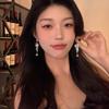 French high-end light luxury pearl earrings women's retro exquisite versatile fringed stud earrings elegant personalized earrings