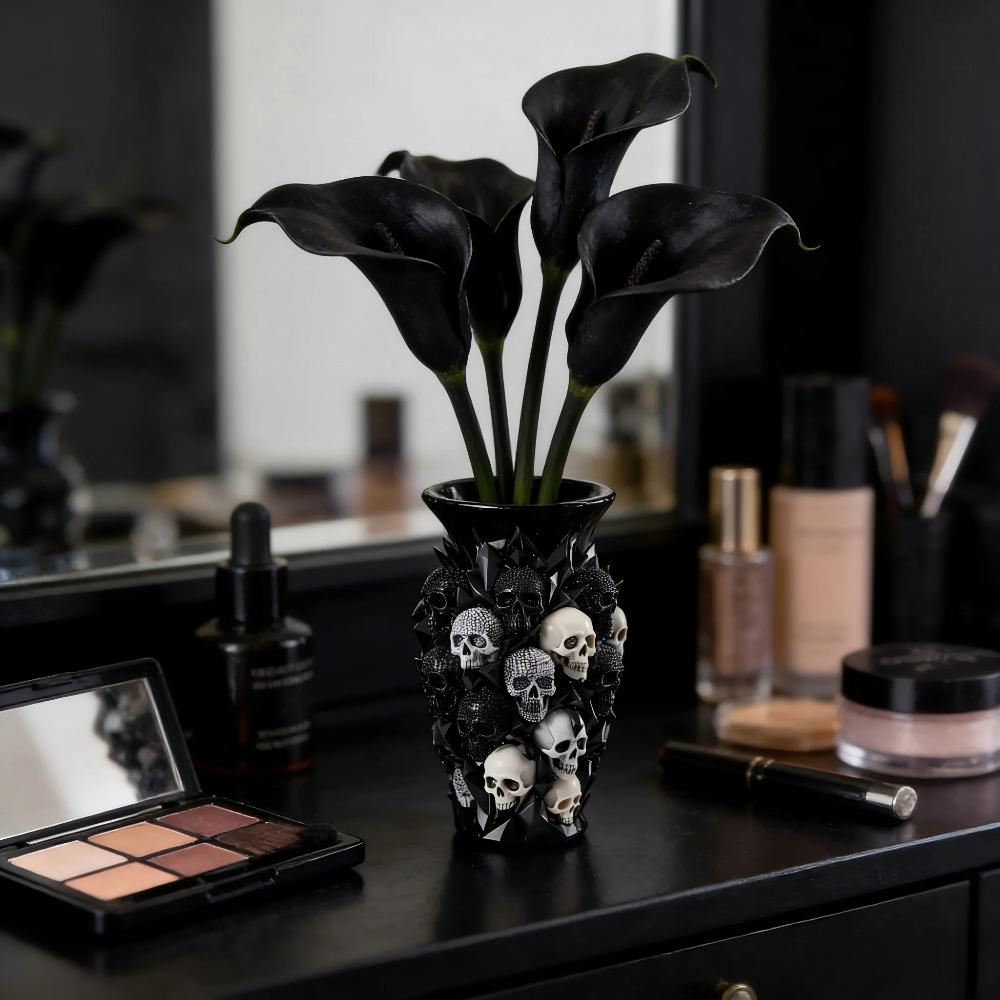 3D Skull Decorative Vase, Black Resin Flower Holder, Gothic Home Decor, Halloween Table Centerpiece, Unique Gift for Alternative