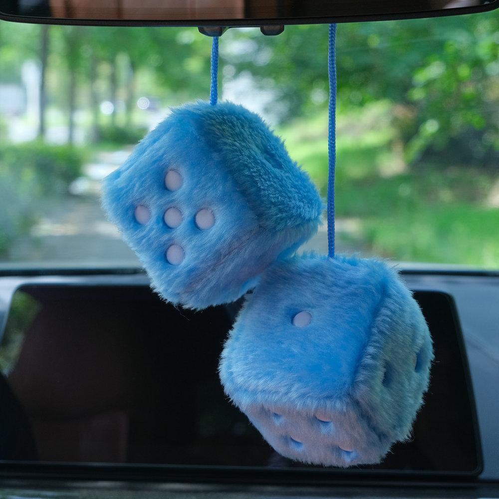 1PC Car Fuzzy Plush Dice with Dots Retro Square Plush Hanging Mirror Fuzzy Dices Kid Toys for Car Interior Ornament Decoration