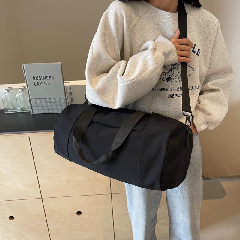 Nylon Reißverschluss Heißer Verkauf Reisetasche Große Kapazität Einfarbig Einfache Mode Schultertasche Weiche Reisen Umhängetasche