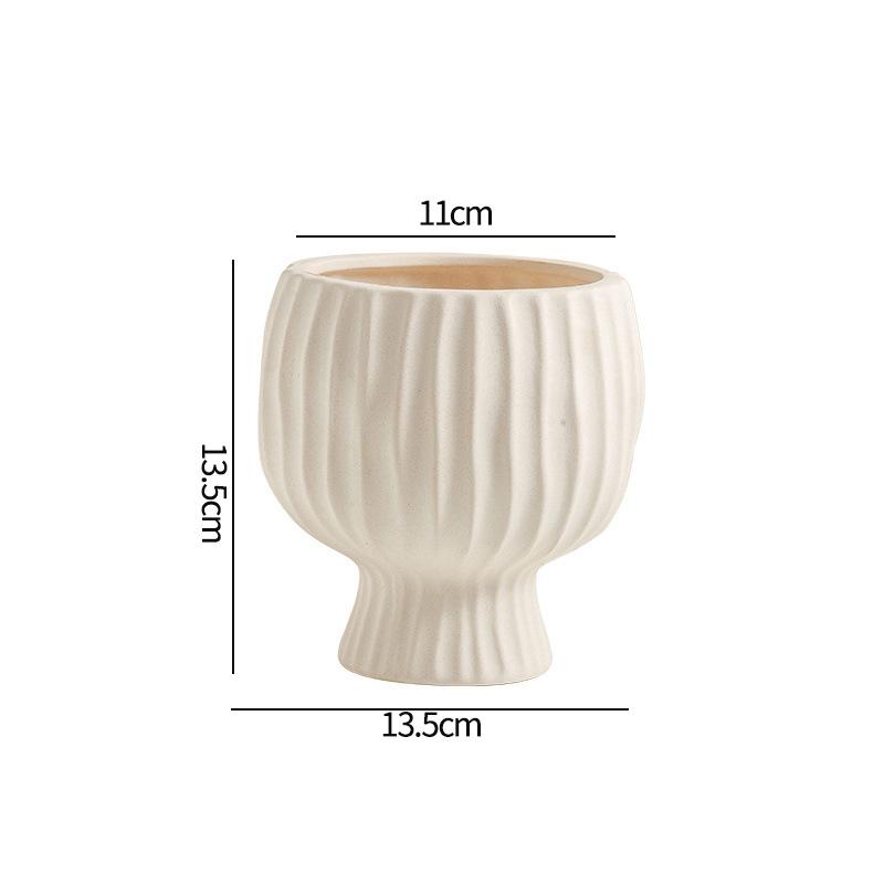 French Style Ceramic Vase White Flower Vase Modern Decorative Vases for Bouquet Farmhouse Living Room Wedding Table Centerpieces
