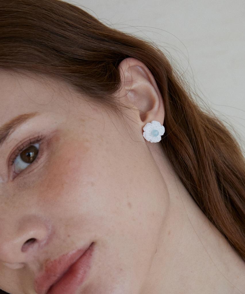 Merrymotive Pure Flower Knit Earrings
