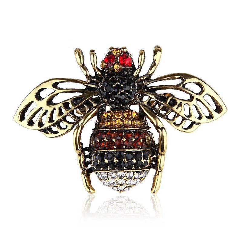 Elegant Rhinestone Retro Bee Brooch – Classic Lapel Pin Accessory