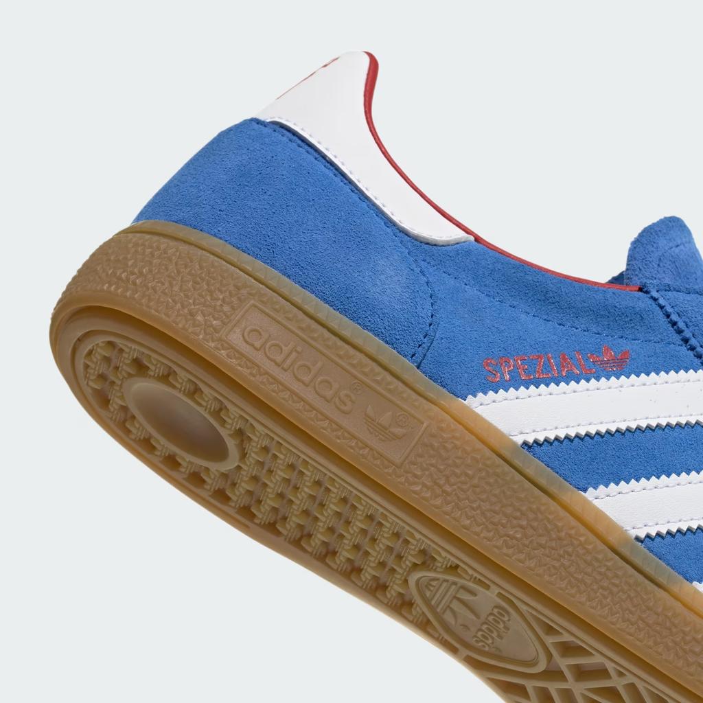 KK3015 Manchester United A adidas Handball Spezial (Men's)