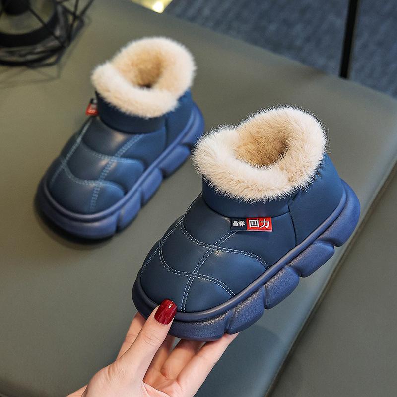 

Winter children s waterproof cotton shoes for boys are slip-resistant with soft soles and leather surfaces, warm parent-child cotton slippers for 24-25Inner Length15.5CM темно-синий