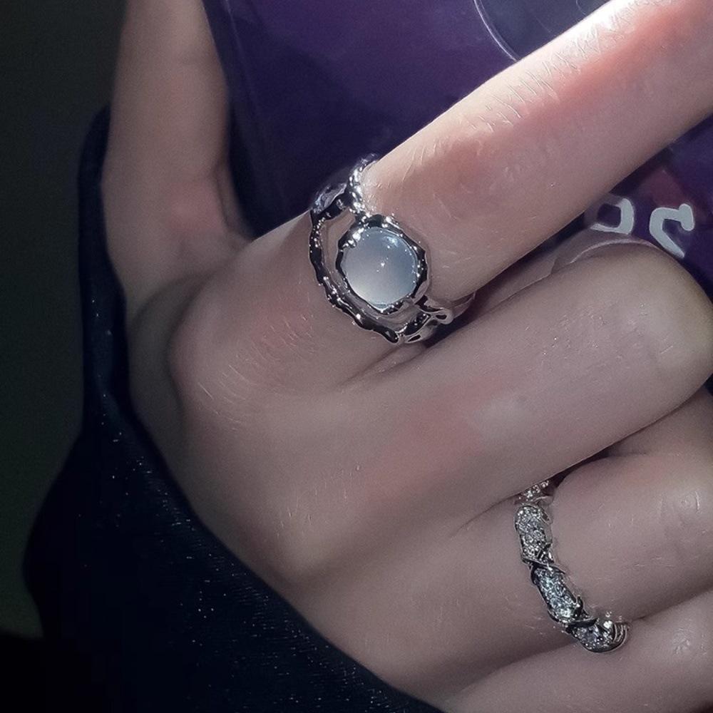 Light luxury moonstone ring, women's diamond-set open ring, niche design, plain ring, index finger ring, two-piece set, ring, none.