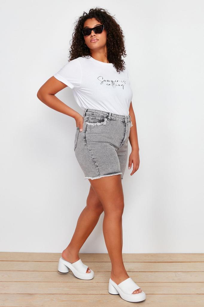 Women's Style Plus Size Gray Pocket and Leg Tassel Detailed Mini Denim Shorts