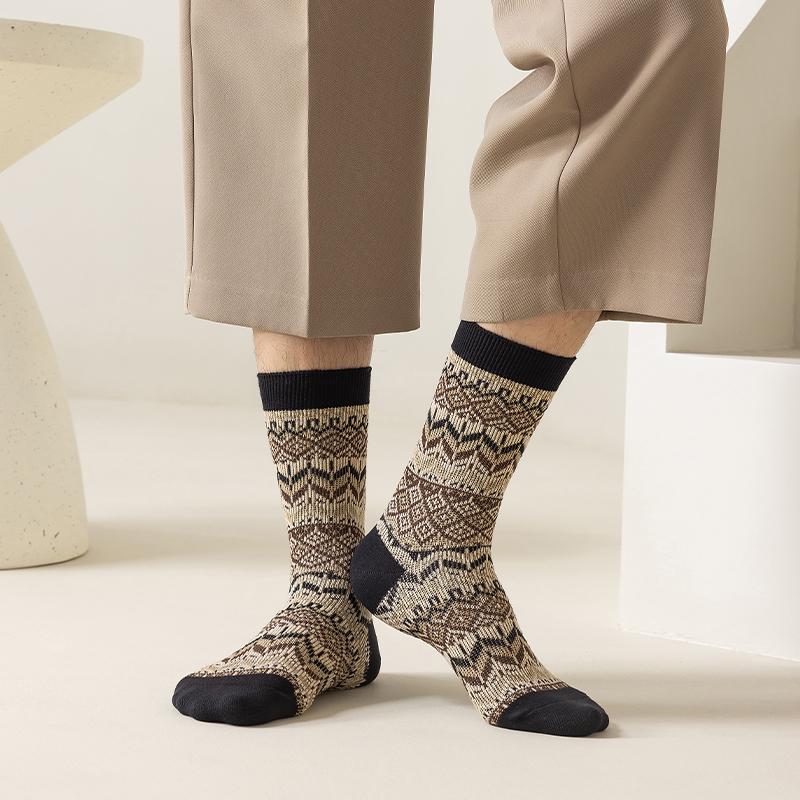 3 Pack Womens cotton Socks Autumn and Winter Warm Socks Thick Knit Cabin Cozy Crew Soft Socks Gifts for Women Colorful Fashion