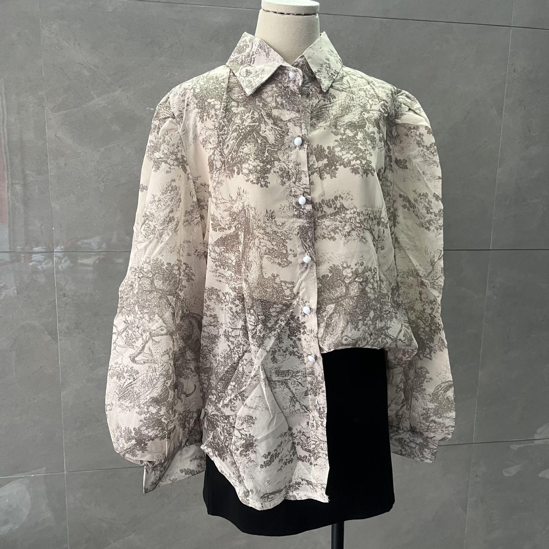 

Женская блузка в стиле ретро с цветочным принтом, рукавами-буфами и воротником поло XXL - Recommended for 135 jin