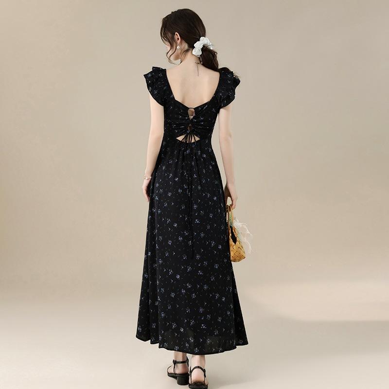 French Retro Sweet Floral Backless Dress Women's New Summer Design Feeling Waist and Thin Skirt