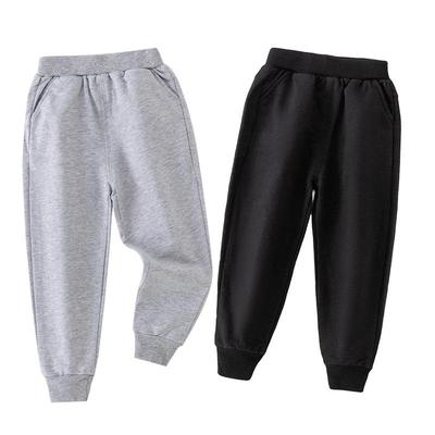 Hosen (Jungen ab 4 Jahre) – Hosen