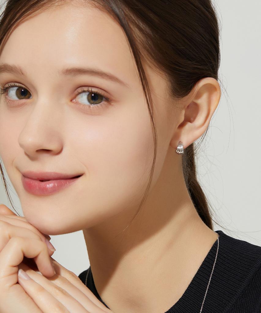 Stonehenge Silver Shell Earrings Sc25B06T