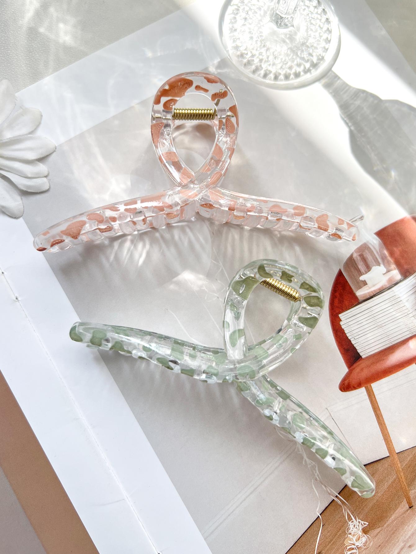 

Fashion Butterfly Jaw Clips Leopard print Stylish Hair Accessories for Women New Large Hair Claw Clip Headwear for Thick Hair