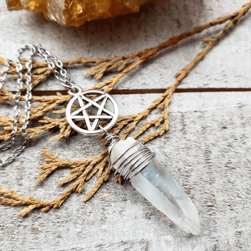 New Products Are Popular Pentagram Necklace Witch Pendant Necklace