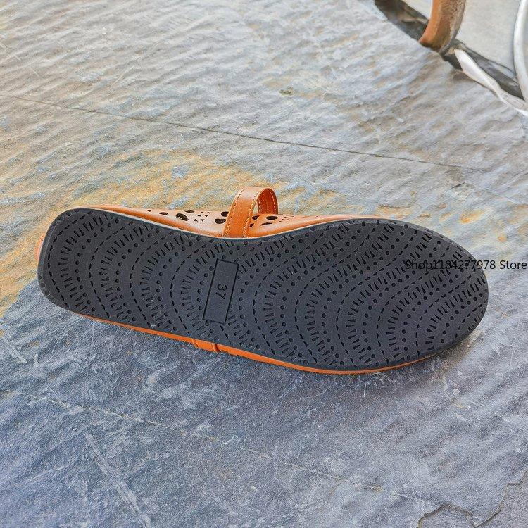 Fashion 2025 New Casual Fashionable Women's Summer Hollow Ladies Shoes  Closed Toe Sandals Soft and Comfortable Ballet Flat Shoes