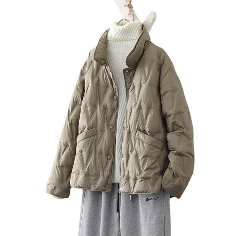 New for the year, white duck down jacket, women's short fashion, small light autumn and winter solid color warm jacket