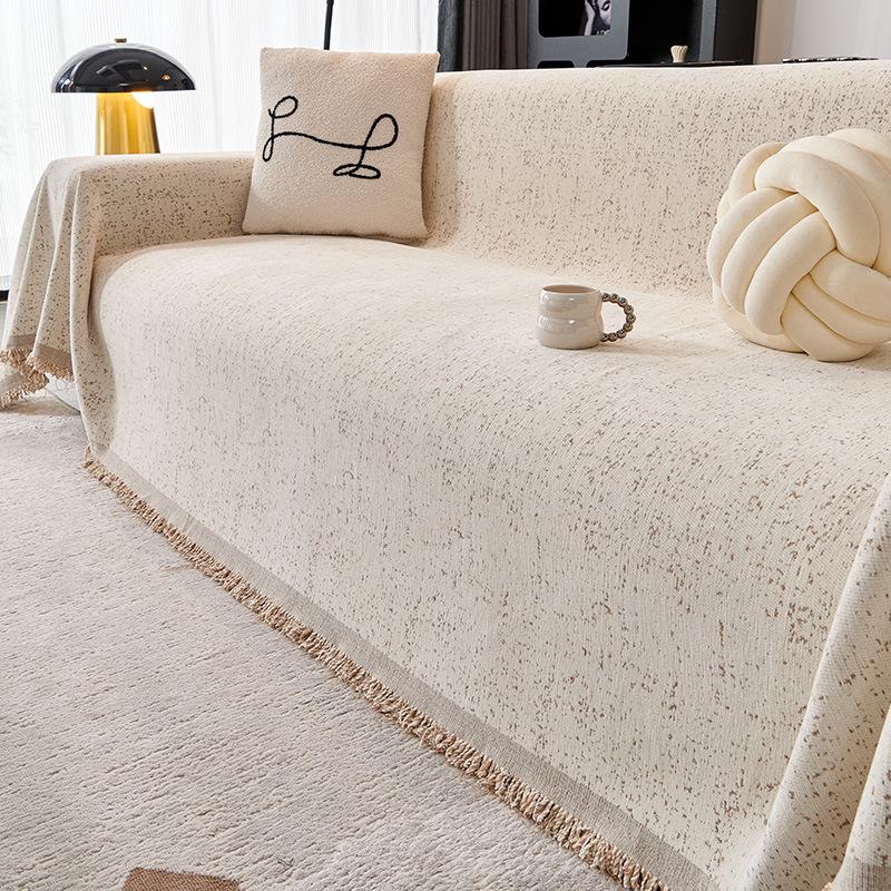 Prémiový potah na pohovku z žinylky: Univerzální deka pro celý rok 2024