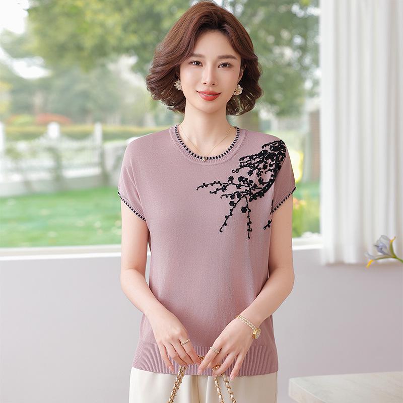 Chic Round Neck Embroidered Short Sleeve Knit Top for Mothers - Loose Fit Summer Wear for Middle-Aged Women