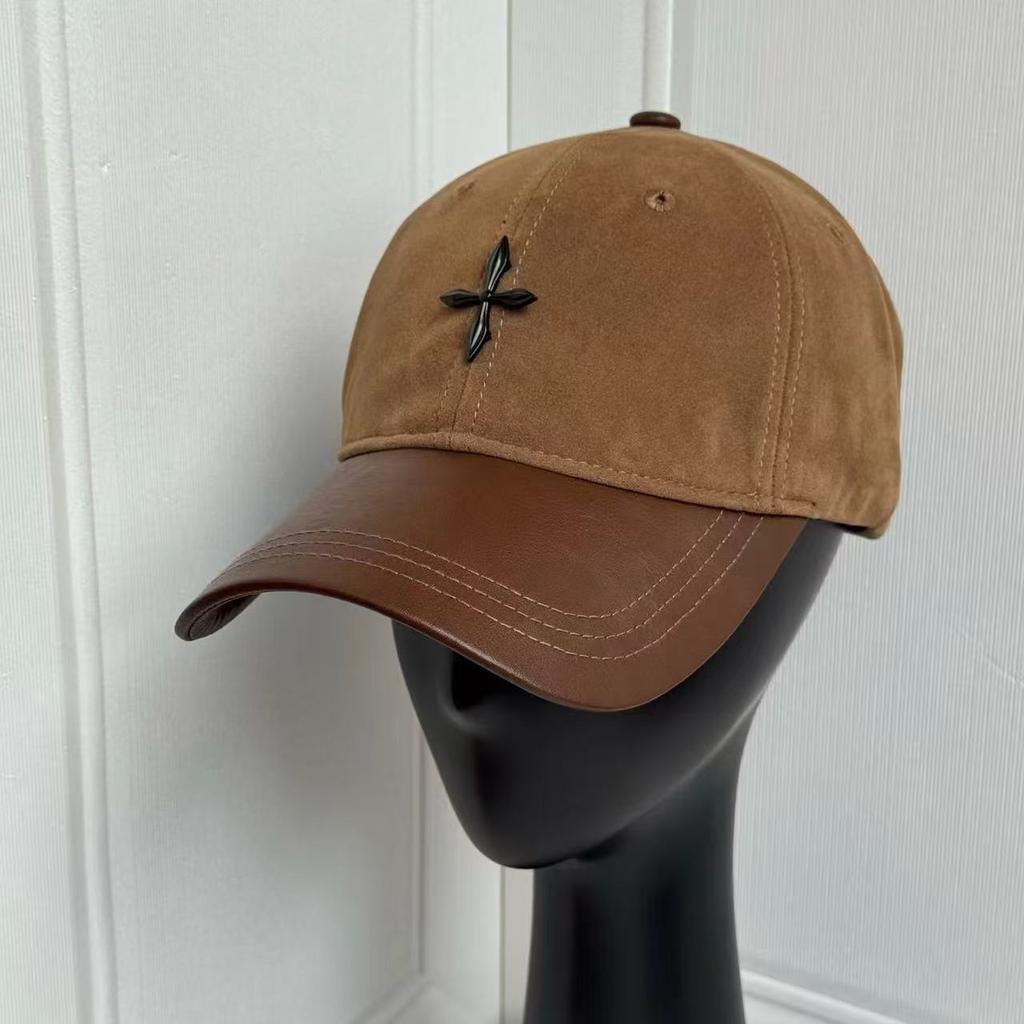 New soft top polished cotton baseball cap for women, simple and fashionable peaked cap, small face, solid color hat for men