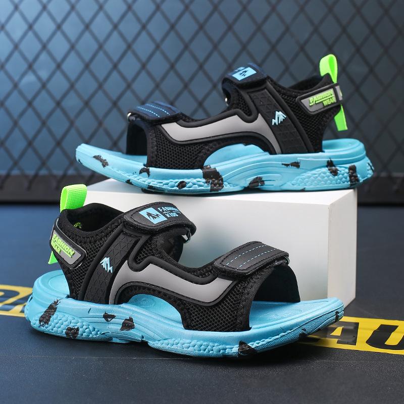Children's Sandals Boys New Primary School Students Non-slip Soft Sole Medium Older Boys Beach Shoes Tide