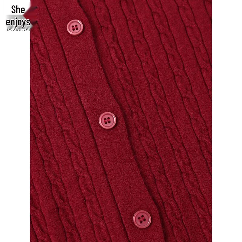 Women's Round Neck Cable Knit Cardigan