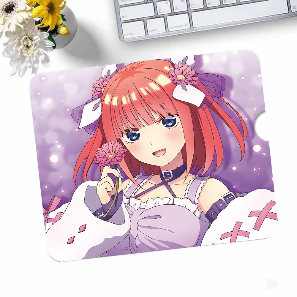 Anime Nakano Nino Mousepad Small LockEdge Mouse Pad For Gamers Computer Desk Pad Rectangular Anti-slip Rubber