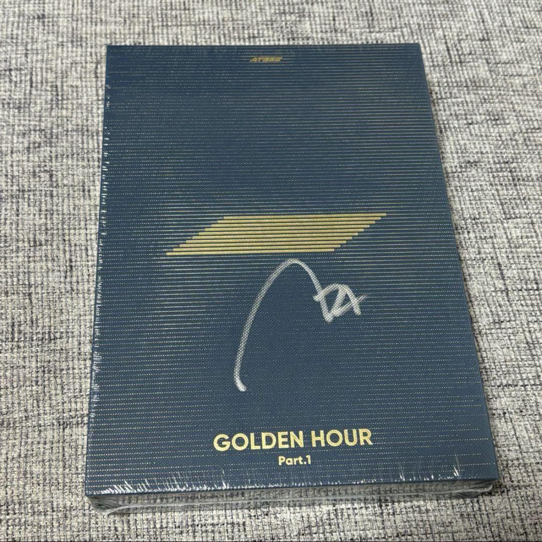 

[USED] ATEEZ hello82 autographed San