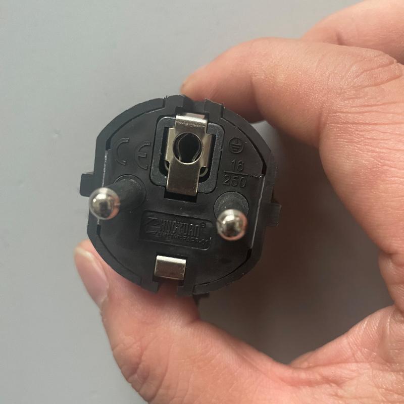 Eu Wechselstromadapter Steckdose 16A 250V Stecker Kabel Elektrischer Stecker Weiß Schwarz Männlich Konverter Adapter Abnehmbarer Stecker