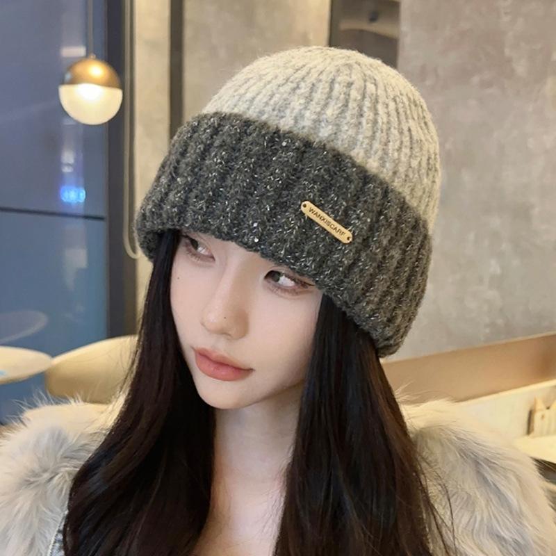 Women's Wool Hat with Autumn and Winter Versatile Big Head Wool Knitted Hat Showing Face Small Loose Thickened Warm Ear Protection Cold Hat