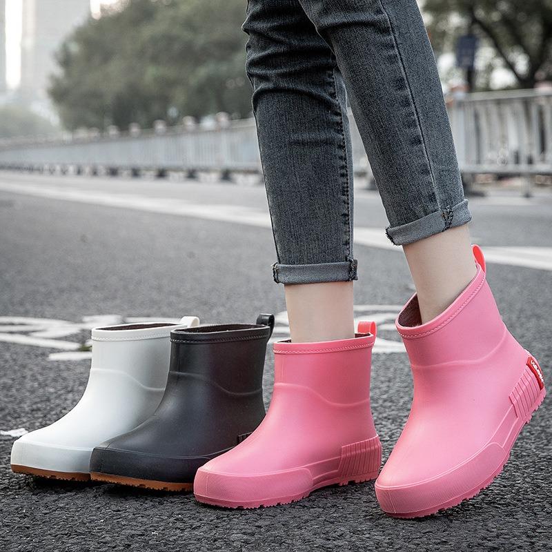 Rain shoes thick-soled non-slip women's medium tube rain boots kitchen outdoor fishing car wash waterproof medium tube glue women's shoes