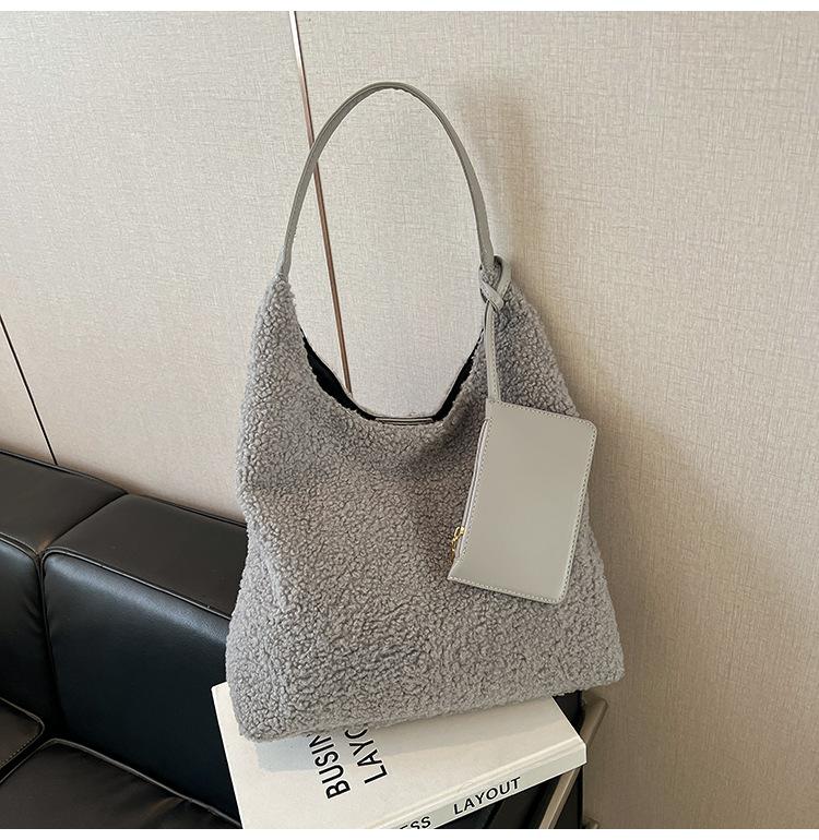 

Korean lazy retro bag women s 2025 new casual fashion tote bag large capacity versatile commuter shoulder bag