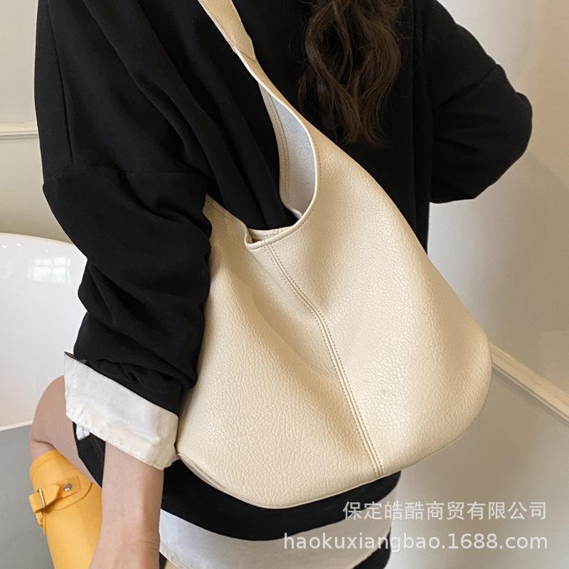 Tote bag women's large capacity 2025 new summer versatile shoulder bag casual high-end texture work commuter bag