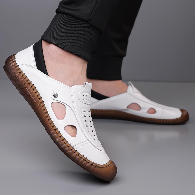 Fashion All-match Men Sandals Comfortable Simple Light Anti Slip Beach Slippers Fashion Soft Sole Walking Shoes Summer Men Casual Shoes