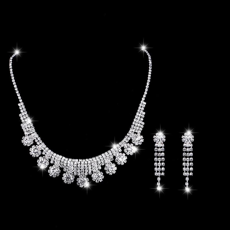 European and American Diamond Studded Super Sparkling Necklace Earrings Bracelet Fashionable High-end Women's Set