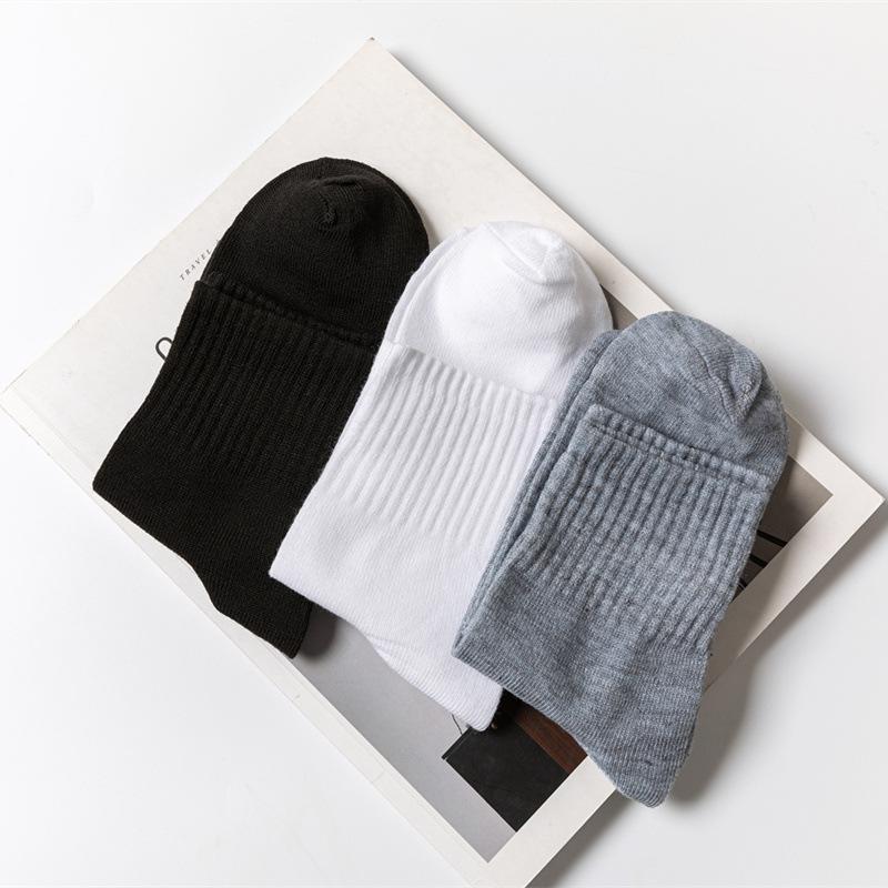 Men's Summer Breathable Mid-Calf Socks - Sweat-Absorbing, Thin, Solid Color for Casual and Business Wear