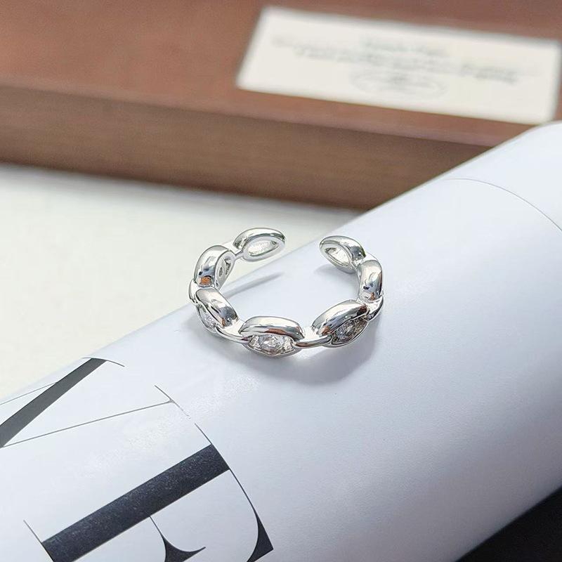 

Xiaoxiangfeng Full Of Diamonds, Slightly Inlaid Zircon Bow Open Ring, Niche High-End Ring, Light Luxury Stacked Ring Woman Adjustable opening