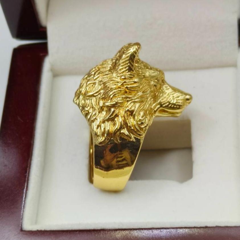 

Hip Hop Bling Gold Color Stainless Steel Wolf Head Rings for Men Rapper Zircon for Daily Wear 3D Carved Wolf Head Men s Ring one size fits all