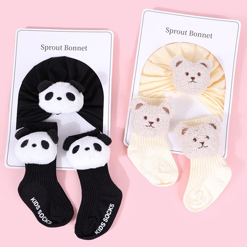 Autumn Style Pure Cotton Cartoon Hat & Sock Set for Newborns - Unisex