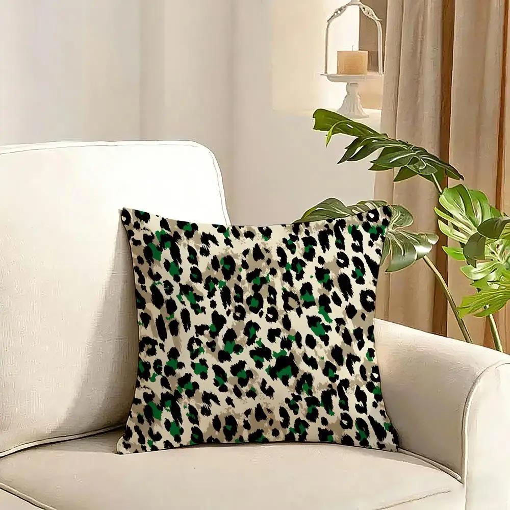 leopard print Cushion Cover Reversible Plush Pillow Cover Soft Fluffy  Home Decor for Sofa Bedroom
