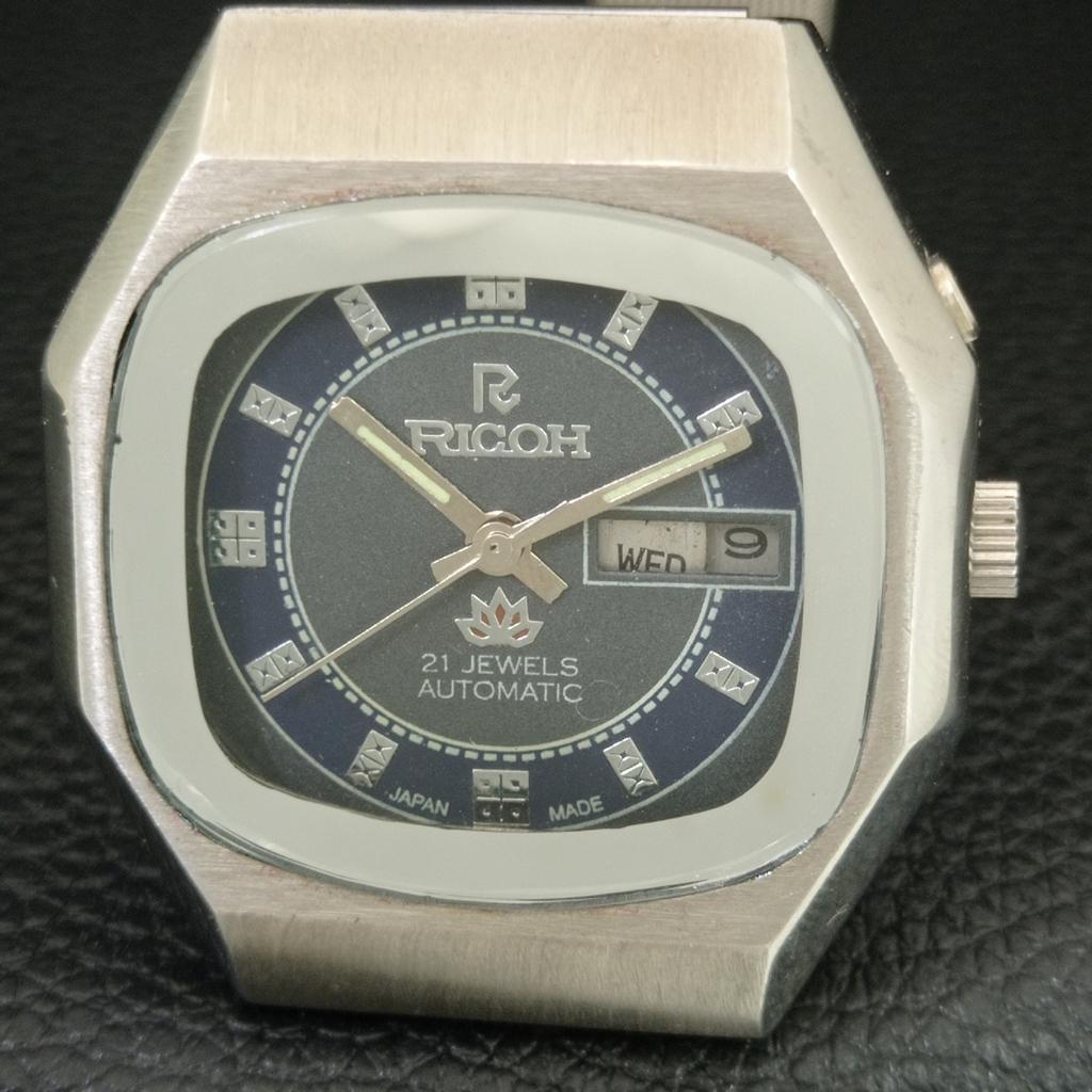 VINTAGE RICOH R31 AUTOMATIC JAPAN MENS GREY COLOR DIAL WATCH A704711-1