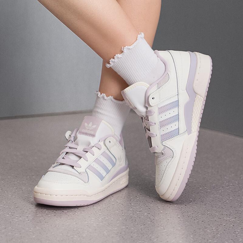 adidas Women s All-Season Sport Lifestyle Sneakers JP9023 39