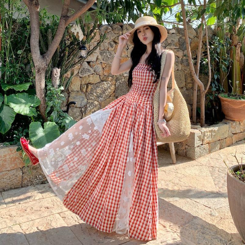 French Sweet Vacation Plaid Lace Splicing Tube Top Dress, Summer New Temperament Waist and Thin Medium and Long Dress