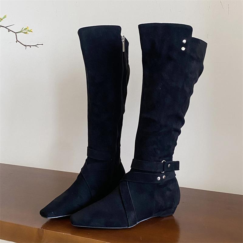 

Модные дизайнерские сапоги до колена Eilyken с узким голенищем и заклепками, в стиле панк, на низком каблуке, длинные ботильоны на молнии, женская обувь 35 чёрный