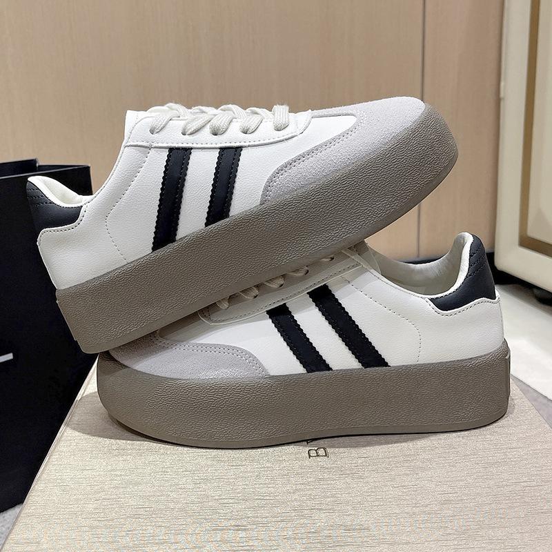 Shoes Women's New Niche Casual Board Shoes Retro Trend Versatile Platform White Shoes