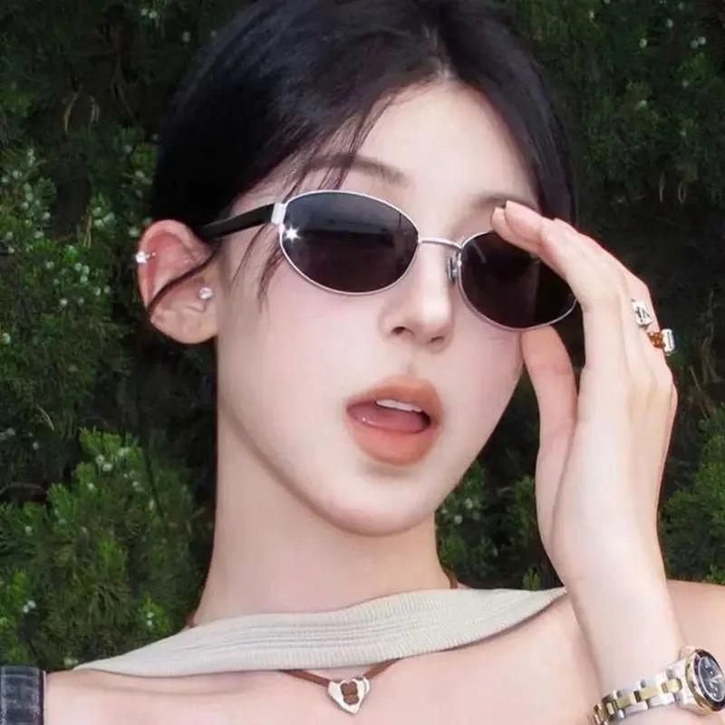 New Oval Frame Sunglasses Men Women Trendy UV400 Sun Glasses Eyewear Outdoor Driving Sports Punk Goggle Shades for Male