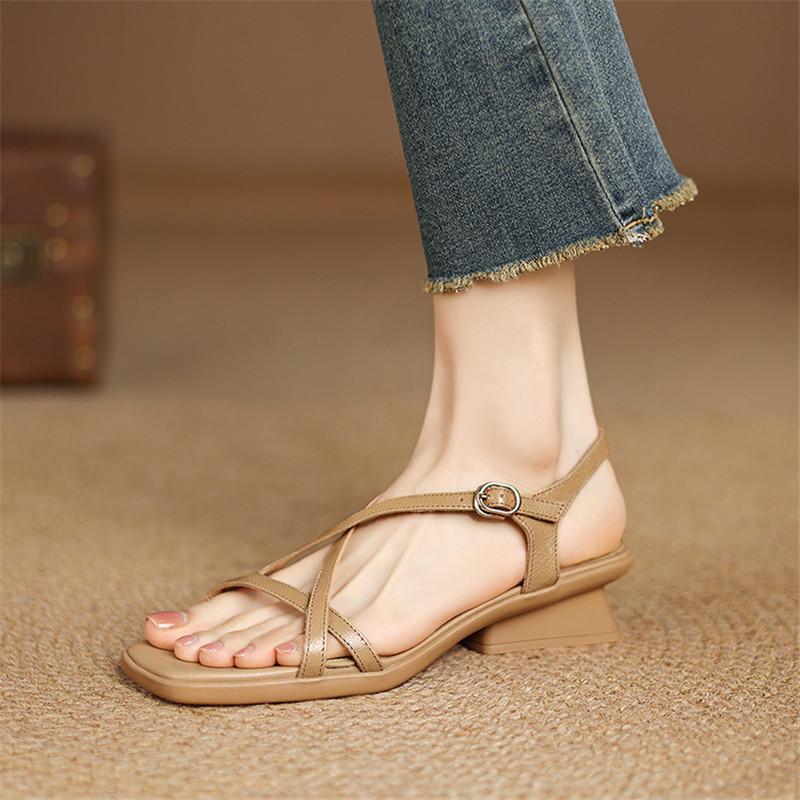 Mode Neue Sommersandalen Echtes Leder Damenschuhe Quadratische Zehenpartie Niedrige Absätze Sandalen für Damen Mode Römische Sandalen Schuhe Klobige Absätze