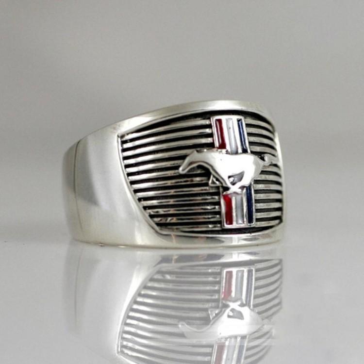 Multi-Color Personalized Horseback Riding Retro Ring Creative Single Item Diamond