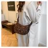 Retro Leopard Print Crossbody Bag: Autumn/Winter Fashion Versatile One-Shoulder Women's Dumpling Bag